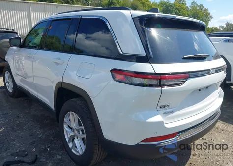 2025 Jeep Grand Cherokee Laredo X 4X4 из США, поврежденный, VIN 1C4RJHAG2SC294792